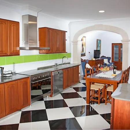 Peret -